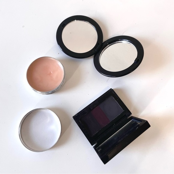 SOLD Bobbi Brown liner and lip balm spf - Picture 4 of 6